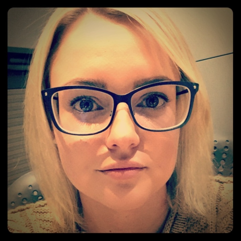 Meet your Posher, Emma